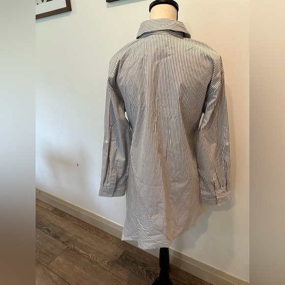 C striped women’s shirt, dress, SZ L gray/white NWOT - Picture 4 of 7